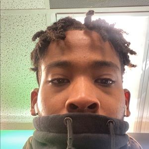 Meet your Posher, Deon